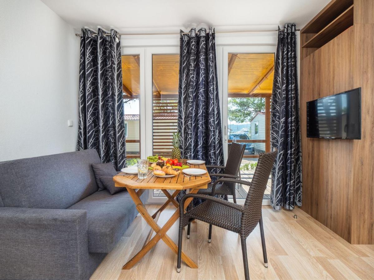 ברודאריצה Mediteran Travel Mobile Homes Solaris מראה חיצוני תמונה
